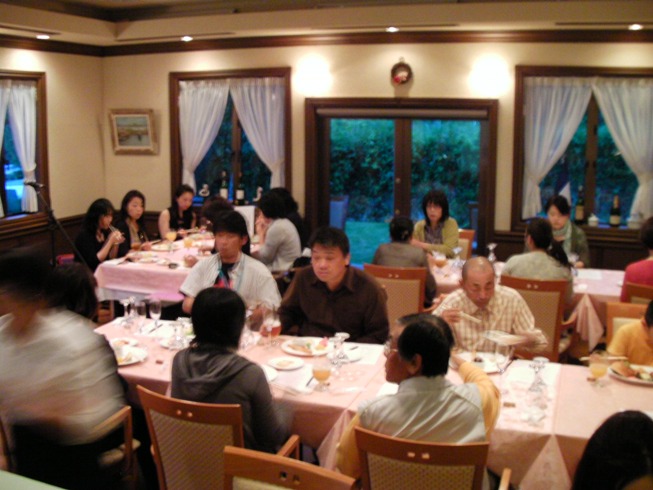 少し雰囲気もほぐれて・・・