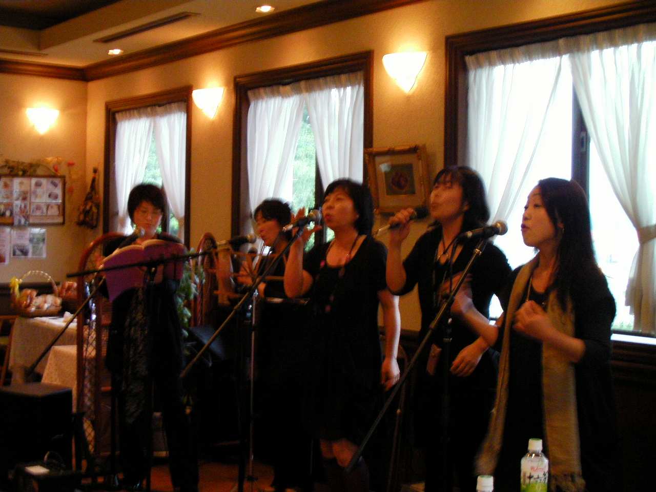 いよいよメインゲストのお披露目です!