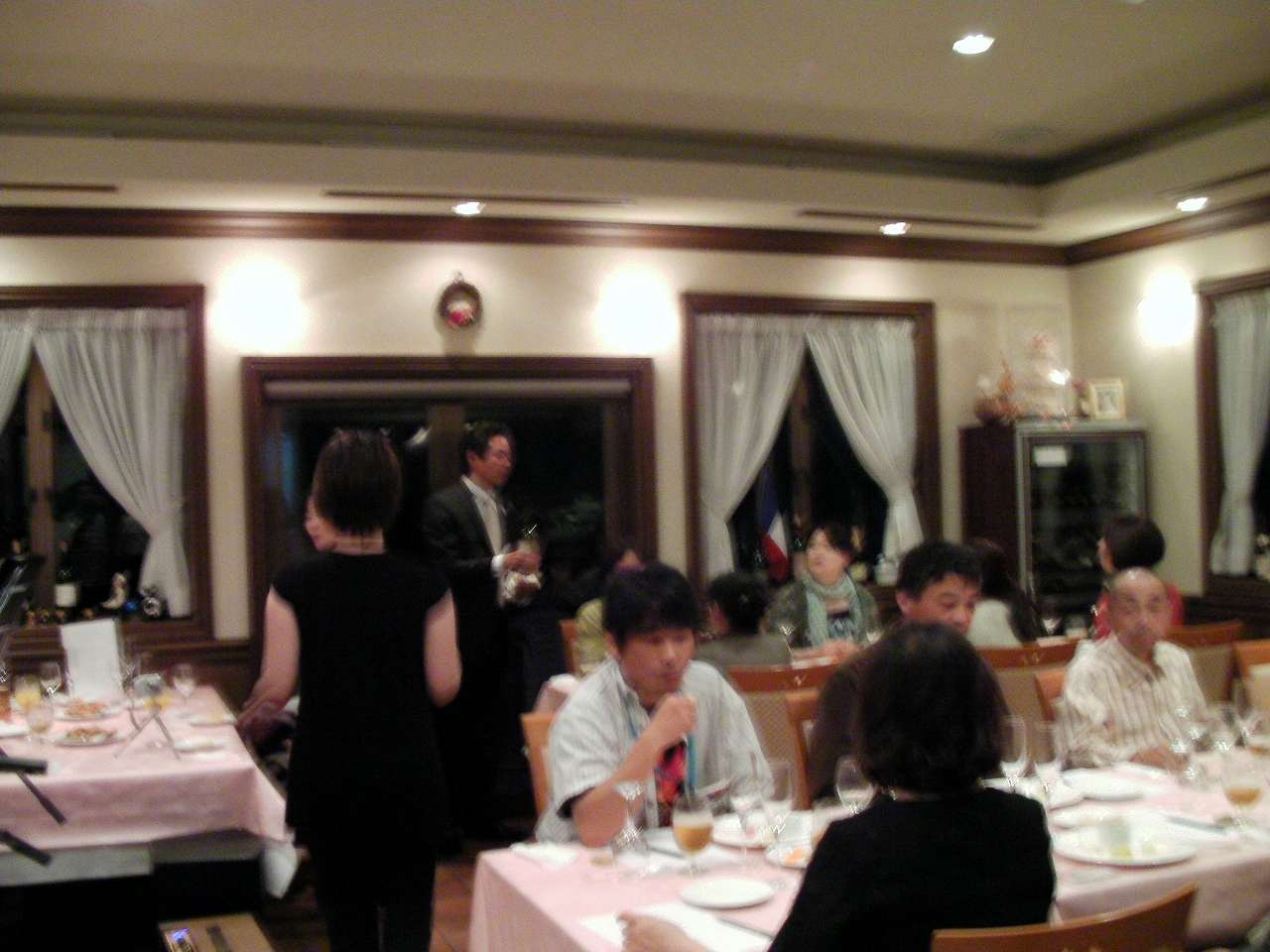 各テーブルでは・・・・