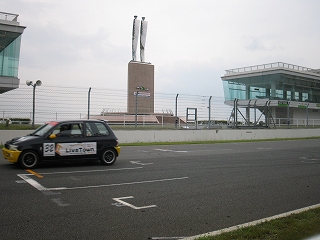 走っている勇姿