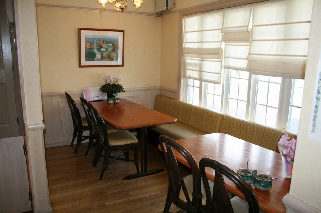 カフェレスト 大使館